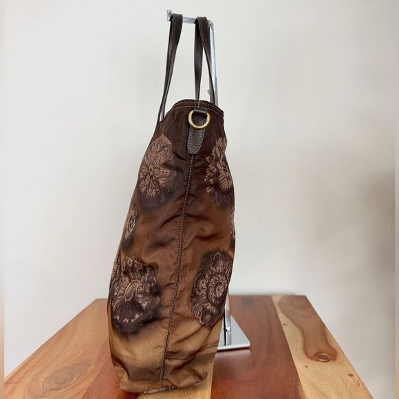 Pre-Owned Prada Tessuto Stampato Floral Nylon Tote Bag - Picture 4 of 16